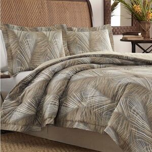 Tommy Bahama Raffia Palms Queen Size Duvet cover